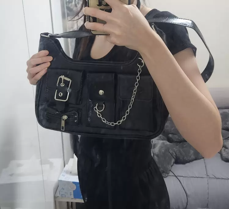 ショルダーバッグ L CHAIN SHOULDER BAG 限定数量]チェーンバックルポケットレザーショルダークロスバッグ