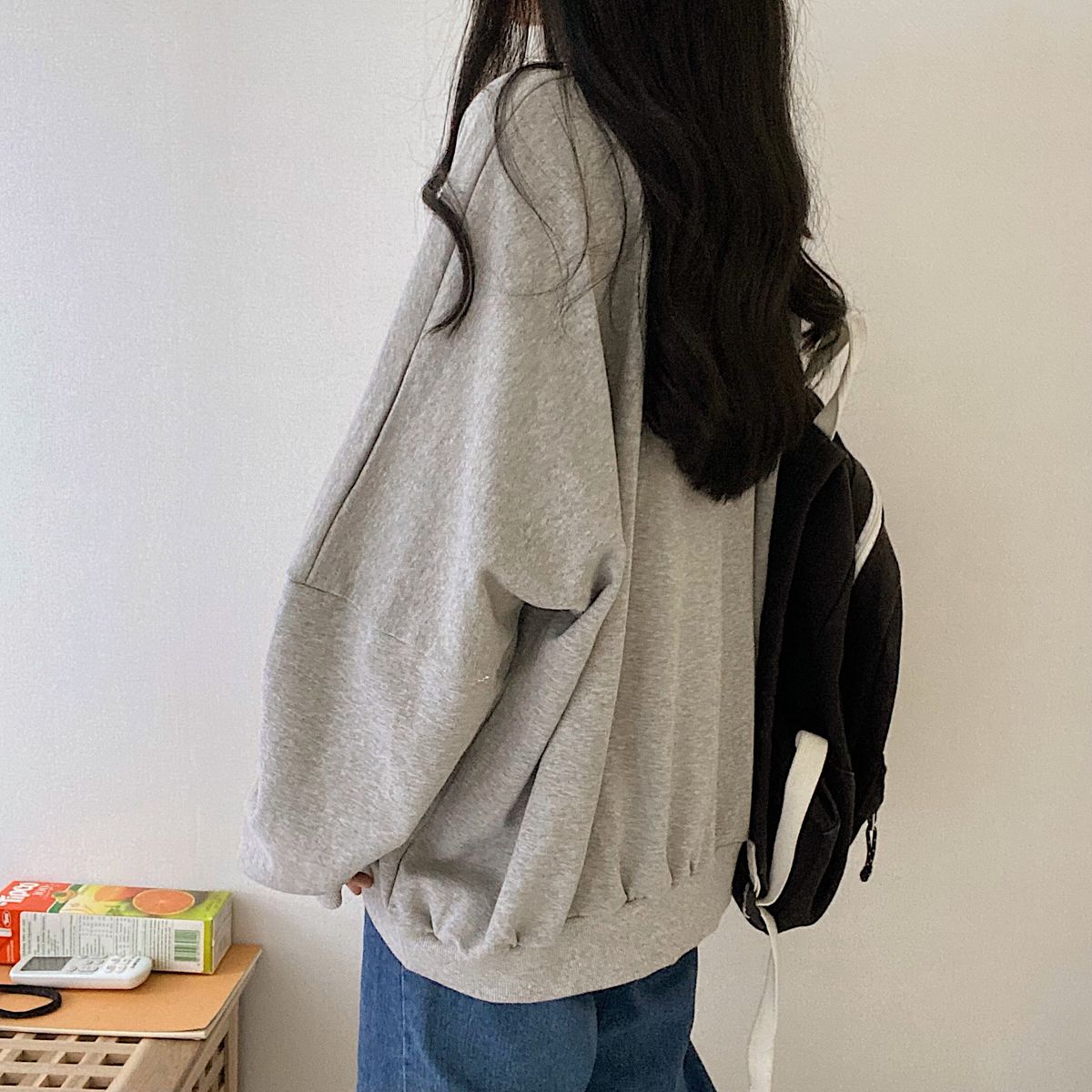 Sona 男女共用プリントオーバースウェット 10代 代女性ファッション韓国通販