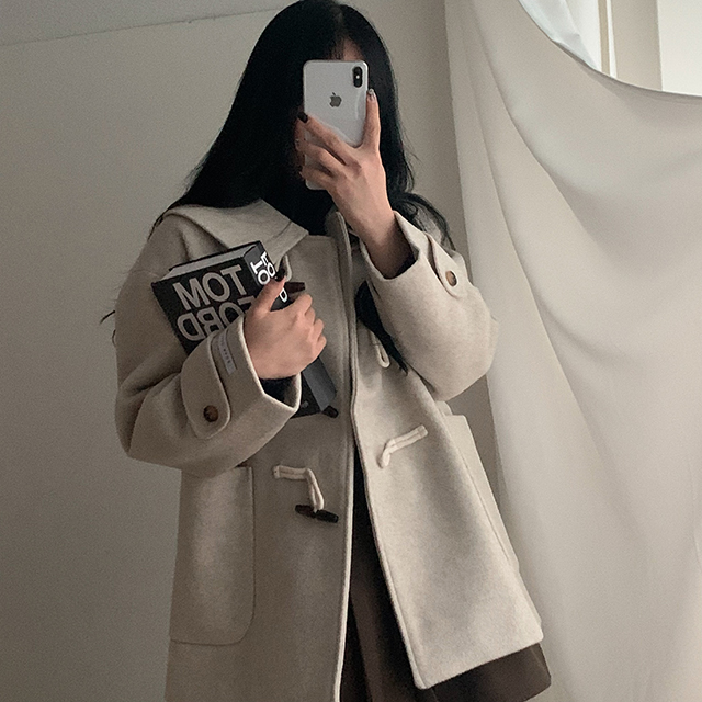 【美品】ダイアグラム 　ひざ丈中綿フードキルティン刺繍ダッフルコート　日本製36 美品】ダイアグラム ひざ丈中綿フードキルティン刺繍ダッフル