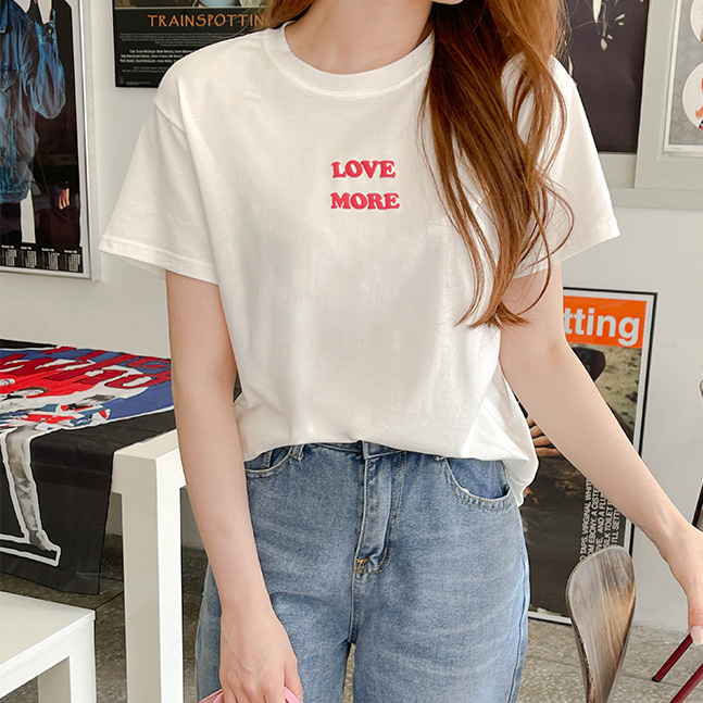 LOVE MORE 英文ストレッチTシャツ