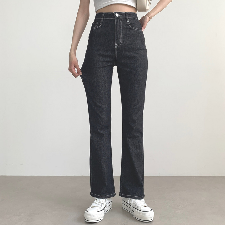 CHANEL ブーツカットデニム 34 Chanel Jeans Size 34 FR: Distinctive Flare