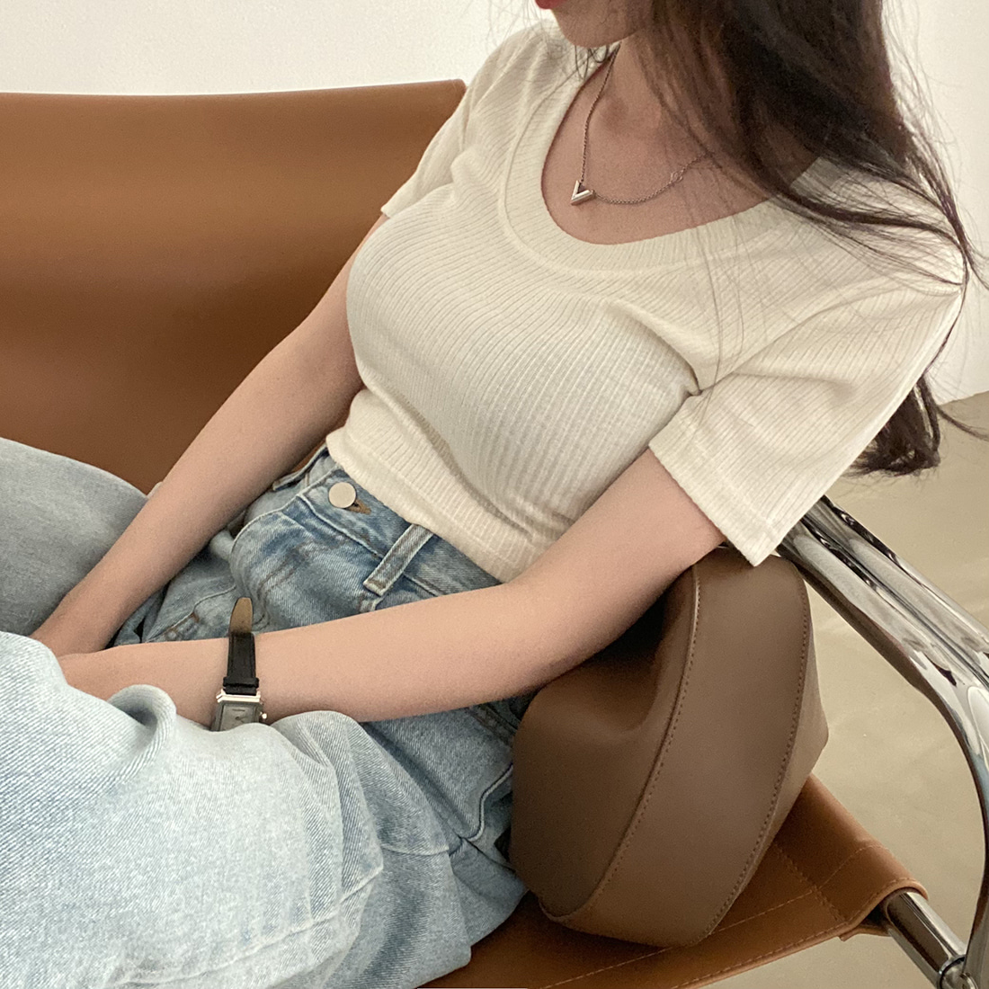 SONA | ベーシックUネックリブクロップTシャツ | 10代・20代女性ファッション韓国通販