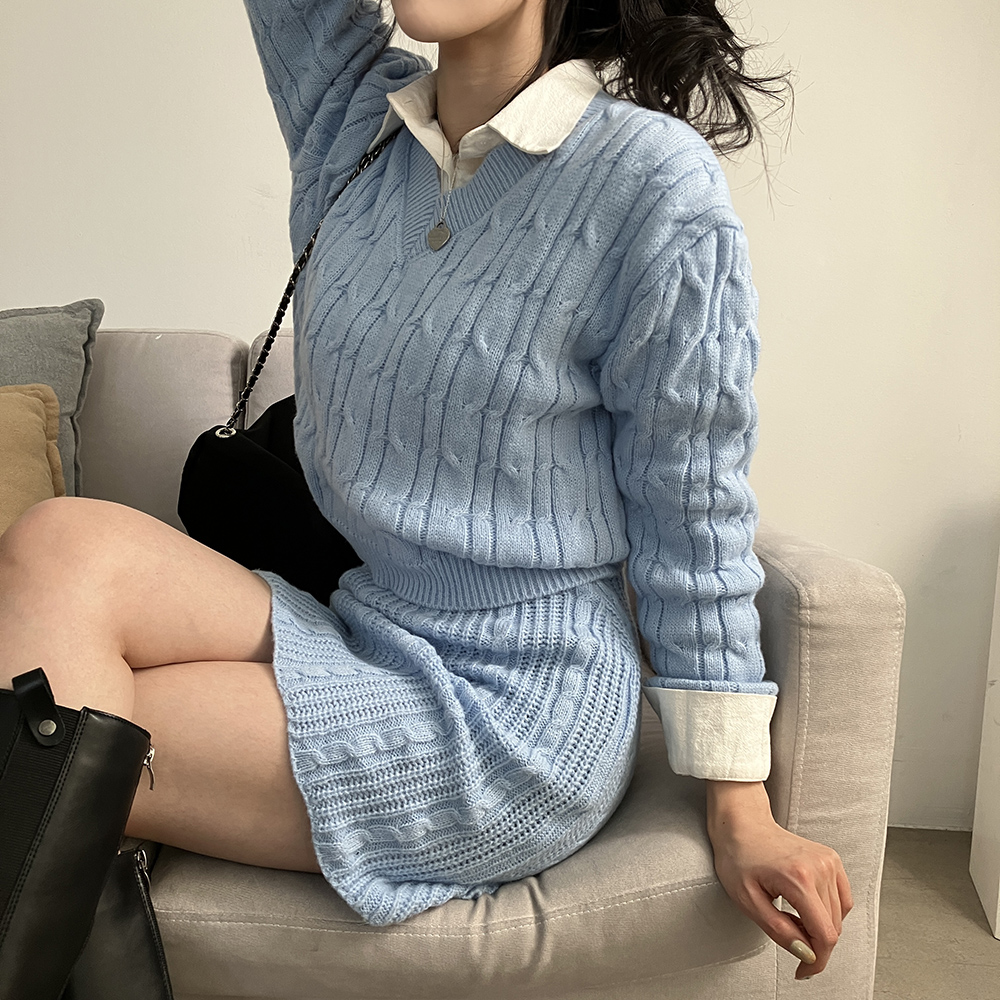 SET]ケーブルVネックニット+ミニスカート｜ツーピース｜韓国