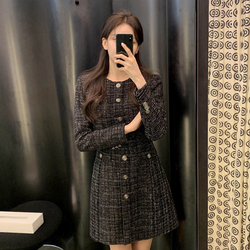 【美品】Sandro ツイード×プリーツベルトワンピース 金ボタン 美品】Sandro ツイード×プリーツベルトワンピース 金ボタン