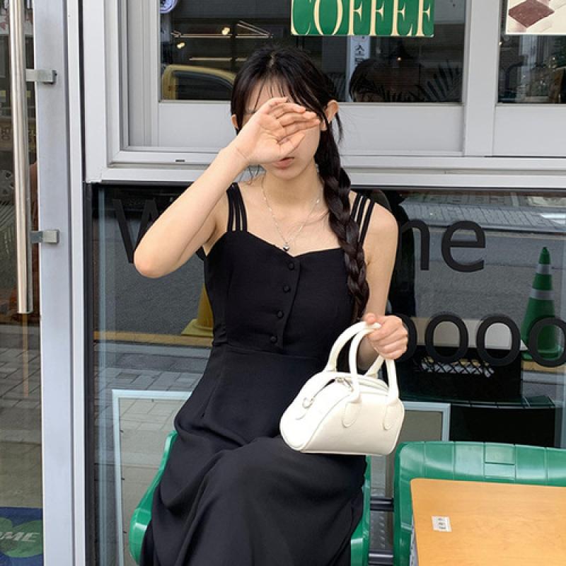 スリーストラップピンタックロングキャミワンピース｜ロングワンピース