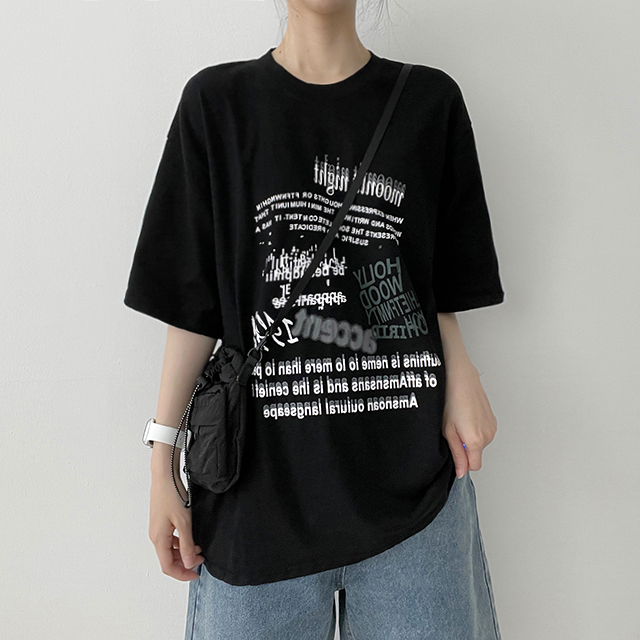 英文プリントオーバーフィットTシャツ - [10代・20代女性