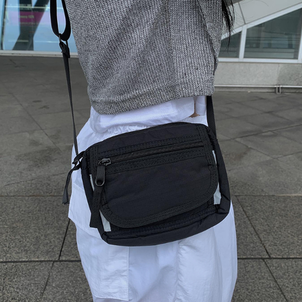 Flick sling online bag