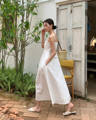 pois ポワcompact long tee　コンパクトロングティ　ホワイト 最 安値 でファッション - pois ポワ compact long tee トップス