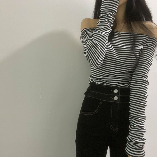 STS36726 ストライプオフショルダーTシャツ 長袖Tシャツ - modernit