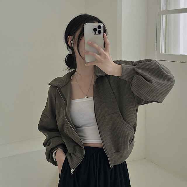 パーカー クロップリバーシブルフードジップアップ / CROP REVERSIBLE HOOD ZIP UP デイリーダブルジップアップリブクロップパーカー｜ジャンパー｜韓国