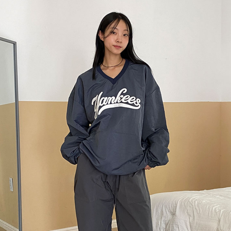 Yankees刺繍ポケットビッグナイロンプルオーバー - [10代・20代女性 