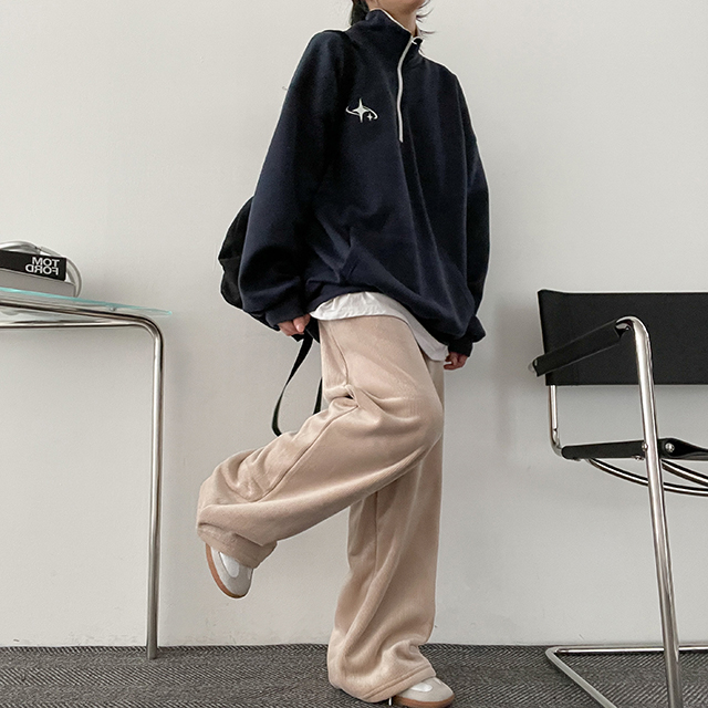 起毛裏地バイカラーハーフジップアップハイネックトレーナー