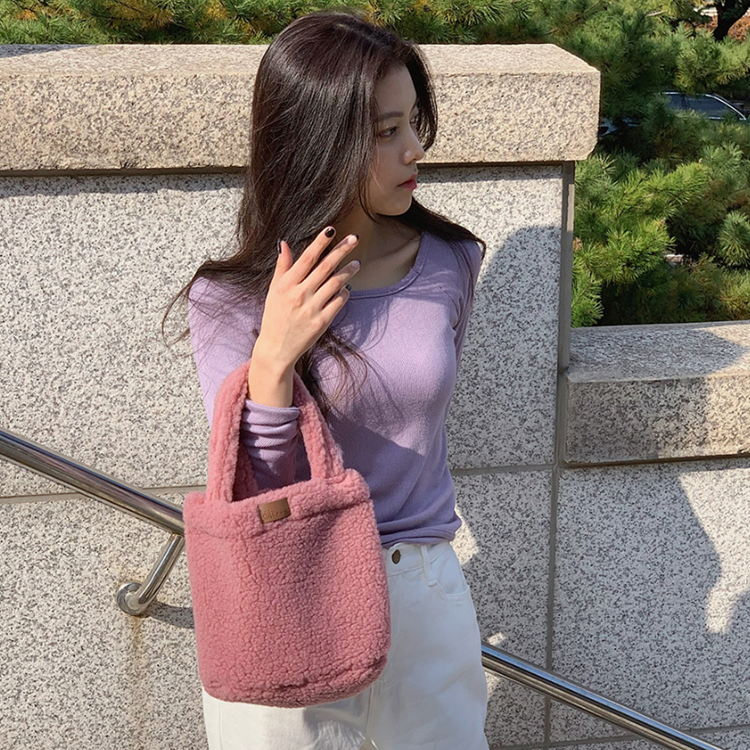 ボアハンドミニバッグ - [10代・20代女性ファッション,韓国通販, sona