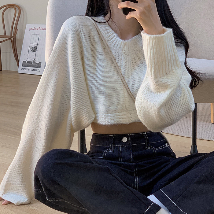 クロップショートラウンドニット｜ニット｜韓国ファッション通販 SONA