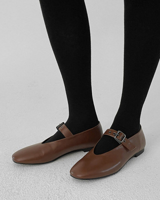 メリージェーンバックルフラットシューズ