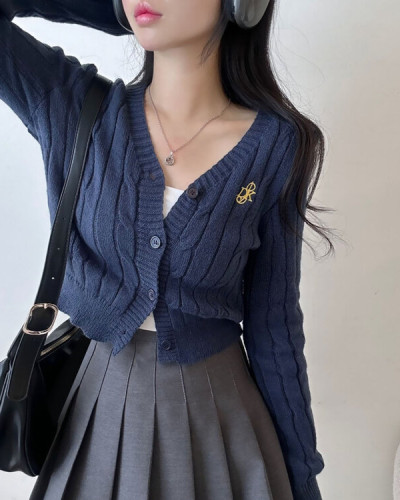 刺繍ニットフードクロップジップアップ｜ジャンパー｜韓国ファッション