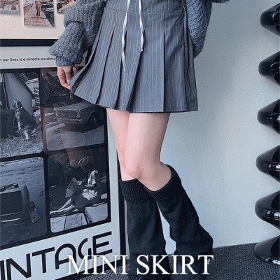 レイヤードデザイン スカート 黒とストライプ NOMBRE IMPAIR｜シュリンク ストライプ スカート レイヤード