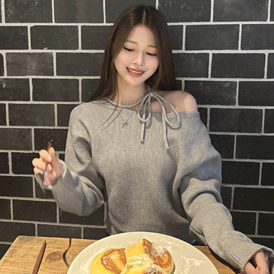 보트넥 오프숄더 리본초커 긴팔니트