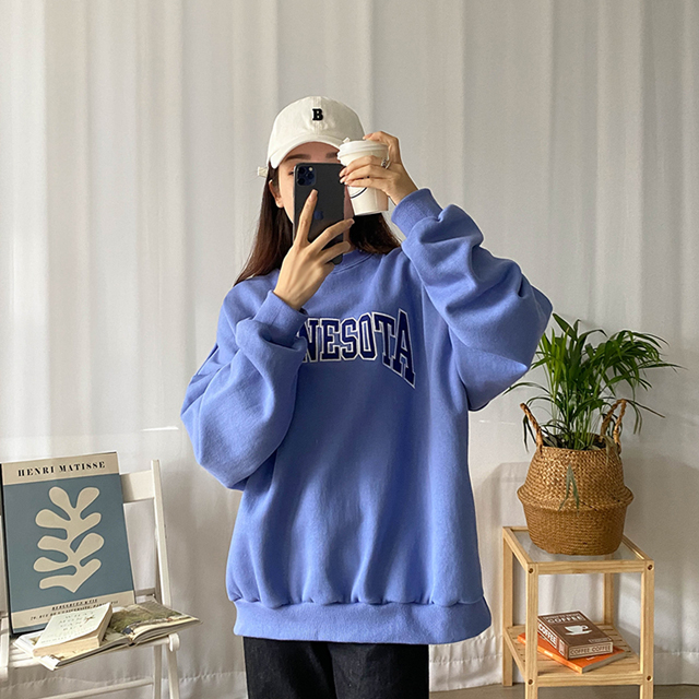 配色刺繍トレーナー(起毛)