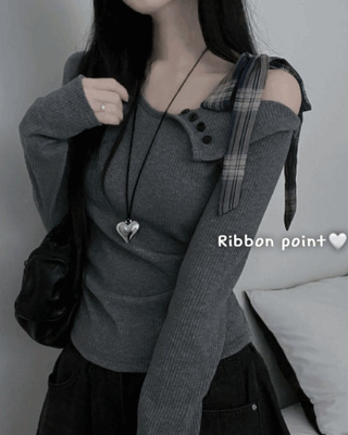 체크리본끈버튼오프숄더옆셔링슬림긴팔티