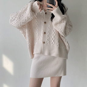 초이스 3종 꽈배기 니트 가디건 스커트