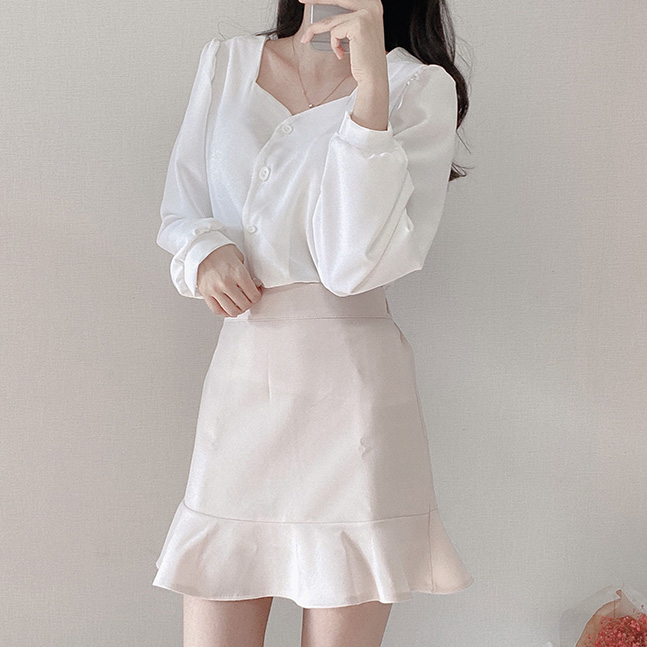 SONA | ミニマルフレアスカート | 10代・20代女性ファッション韓国通販