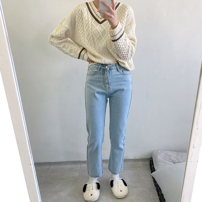 ストレートデニムパンツ