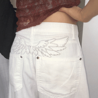 エンジェルウィング刺繍ワイドパンツ