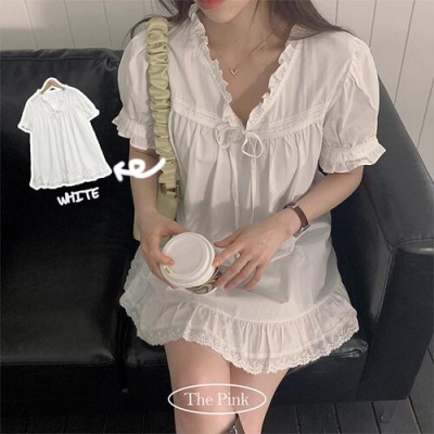 プルメリア　モンクレール　フリル付き半袖ミニワンピース プルメリア モンクレール フリル付き半袖ミニワンピース プルメリア