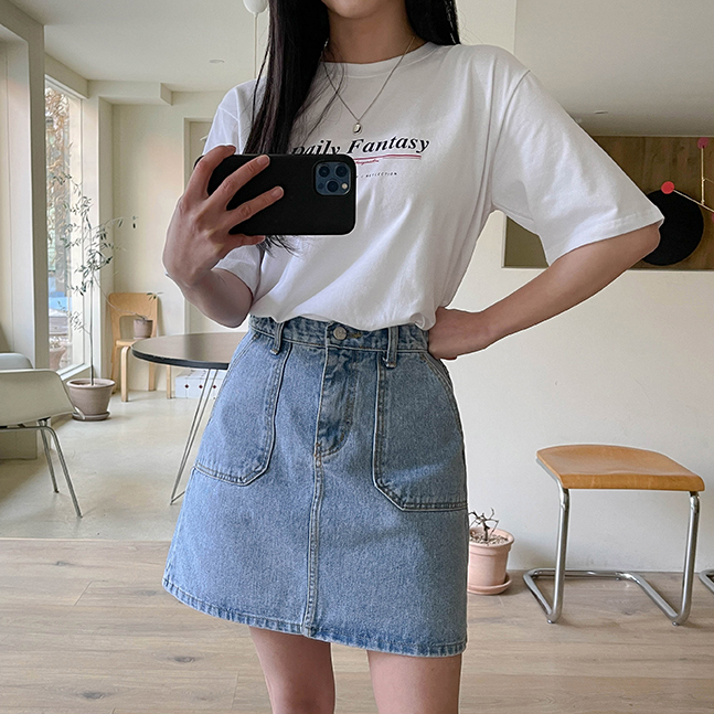 Fantasyレタリング半袖Tシャツ