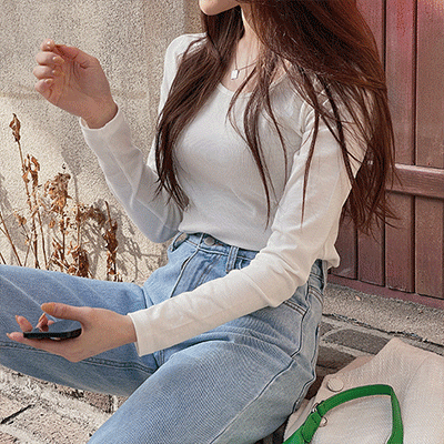 スリムUネック長袖Tシャツ - [10代・20代女性ファッション,韓国通販