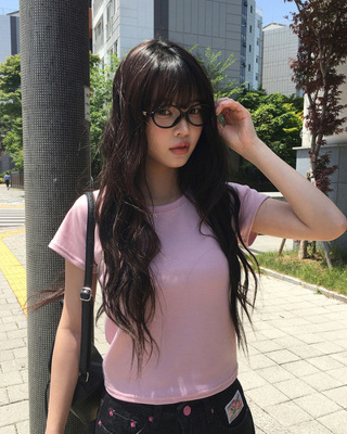 シンプルベーシック半袖Tシャツ