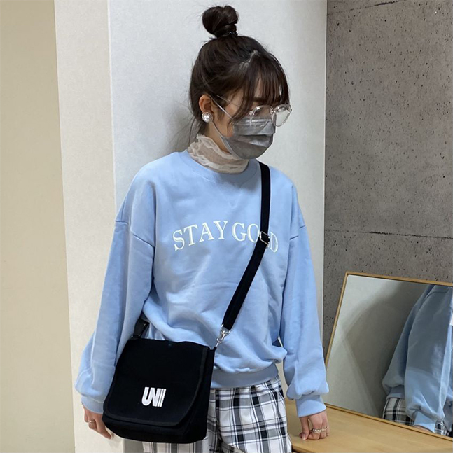 英文刺繍ベーシックトレーナー