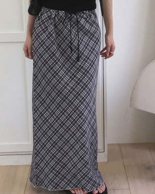 ローライズチェックロングスカート