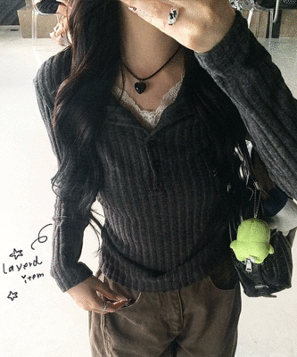 レースレイヤード風カーディガン