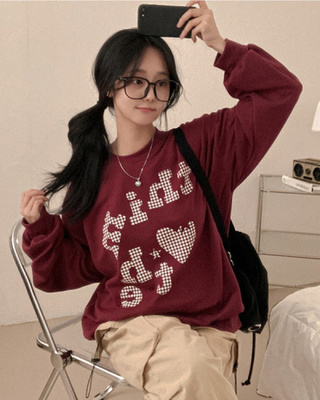 틴에이져 하트 체크패턴 레터링 루즈핏 맨투맨