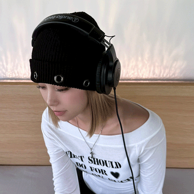 アイレットビーニー