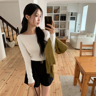 オフショルダートップス｜長袖Tシャツ｜韓国ファッション通販 SONA
