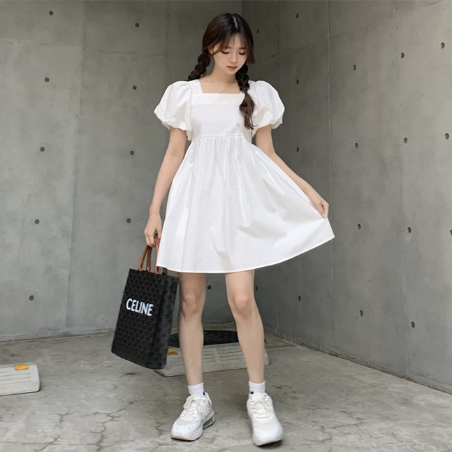 Sonyunara スクエアネックパフスリミニワンピース 10代 代女性ファッション韓国通販