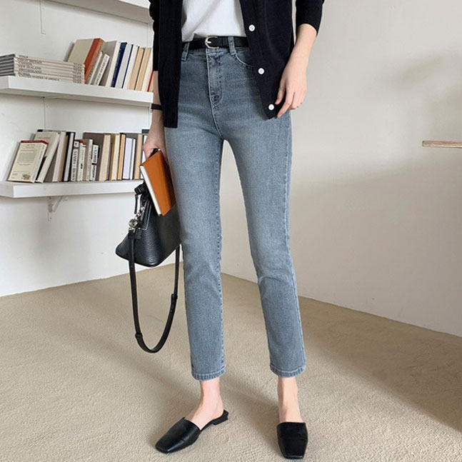 バンディングスリムストレートフィットデニムパンツ
