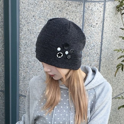 ボタンポイントビーニー