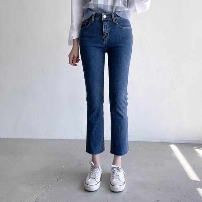ストレートフィットデニムパンツ