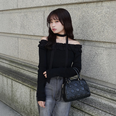 프릴 오프숄더 니트 긴팔티 스카프세트