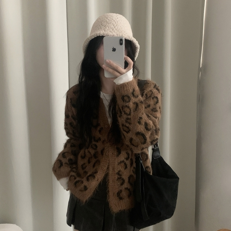 STAMPD アンゴラカーディガン　XLサイズ STAMPD アンゴラカーディガン XLサイズ STAMPD アンゴラ