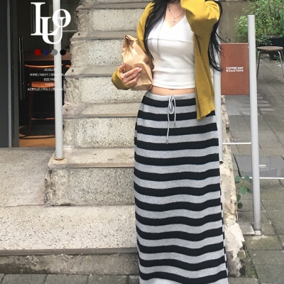 新品未使用 訳あり SHETokyo スカートロング パープル シルク XS SLY | LACE UP ATHLEISURE スカート (スカート(ロング) ) |SHEL