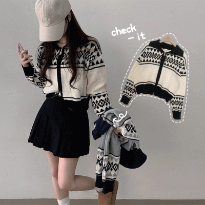 ルーズフィットノルディックニットジップアップ