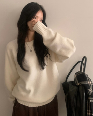 윈터 데일리 나그랑 라운드 루즈핏 울 긴팔니트