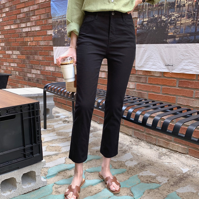 9分丈ストレートフィットコットンパンツ