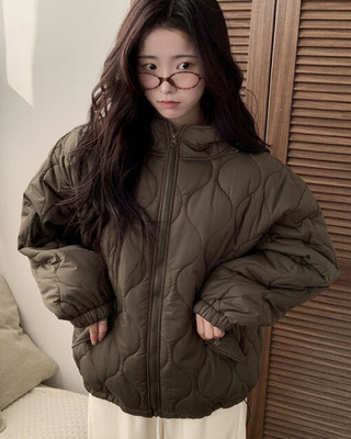 에타 깔깔이 항아리 하프넥 후드 패딩 밑단스트링 아방핏 루즈핏 포켓 후드스트링 데일리 겨울패딩