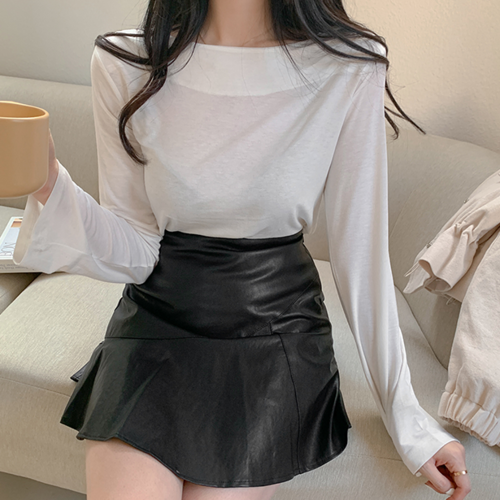 ボートネックTシャツ